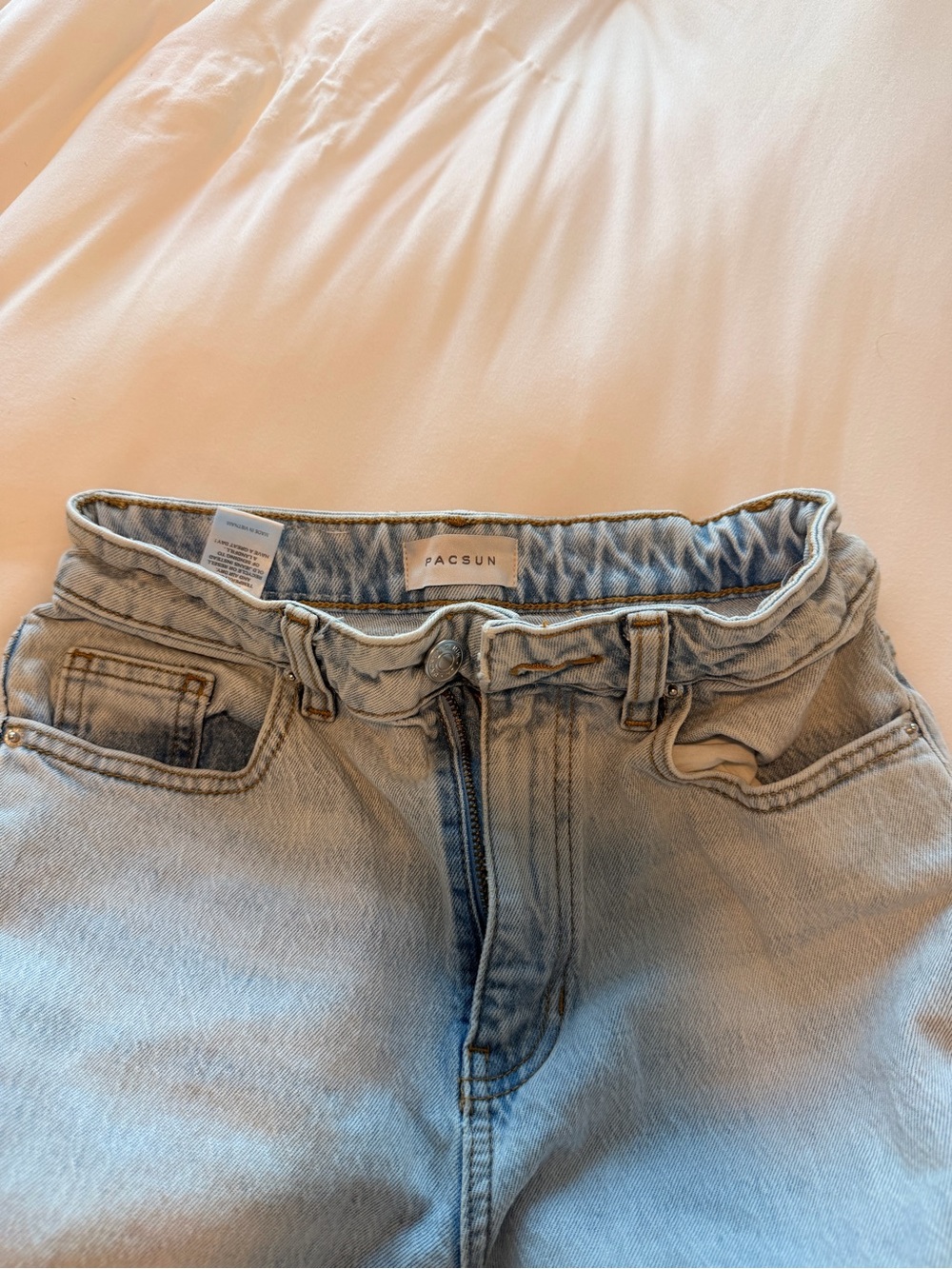 PacSun High-Rise Light Blue Jeans